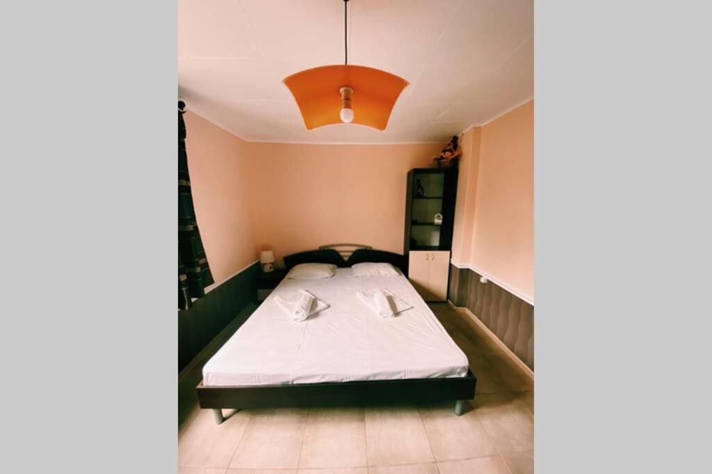 Cute Little House With A White Picket Fence Villa Burgas Bagian luar foto